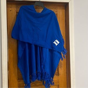 NWT Zoozatz Duke Bluedevils NCAA Knitted Cotton Shawl/Poncho OS